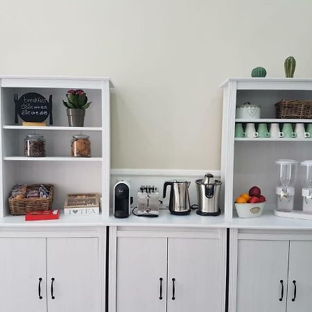 Angelica Acomodação com café da manhã Nápoles Exterior foto