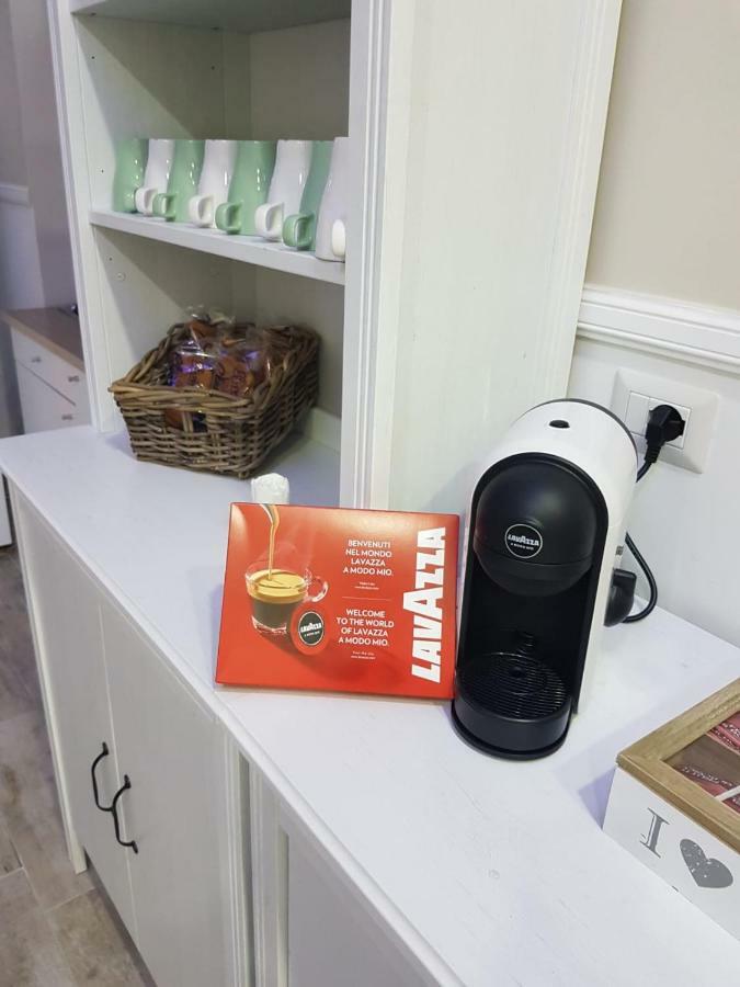Angelica Acomodação com café da manhã Nápoles Exterior foto