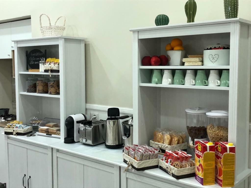 Angelica Acomodação com café da manhã Nápoles Exterior foto