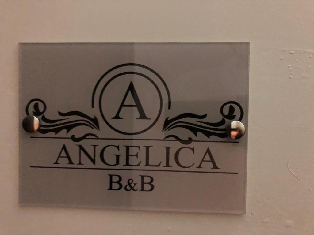 Angelica Acomodação com café da manhã Nápoles Exterior foto